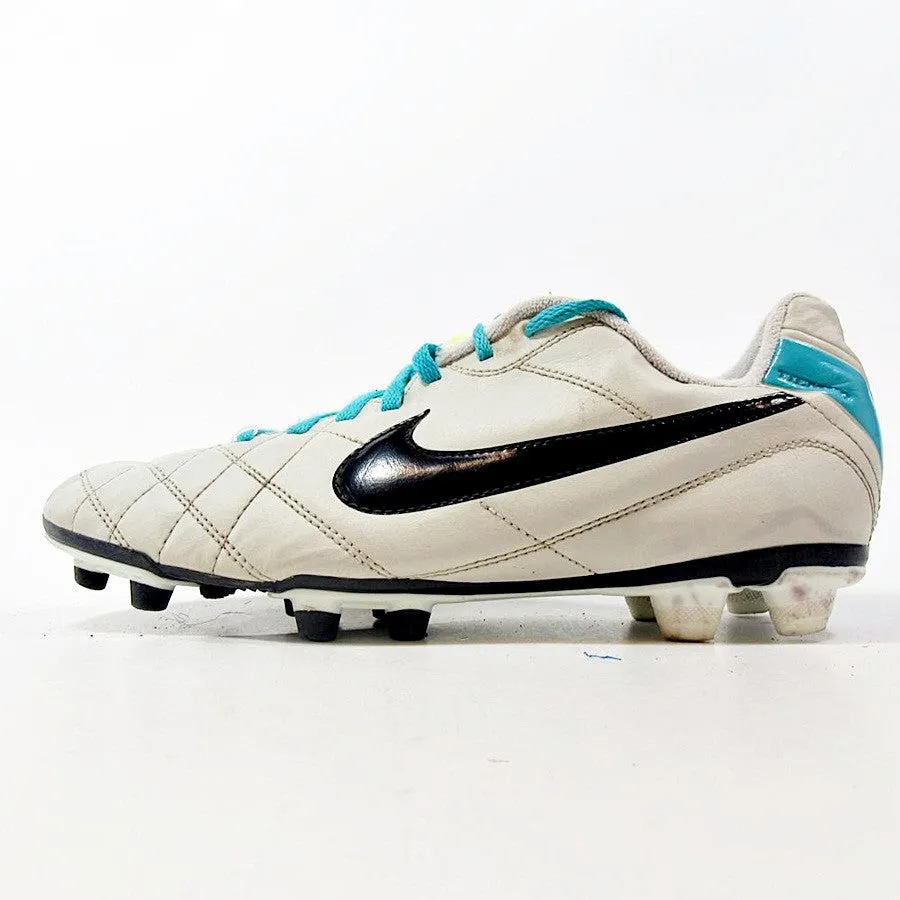 NIKE - Hypervenom