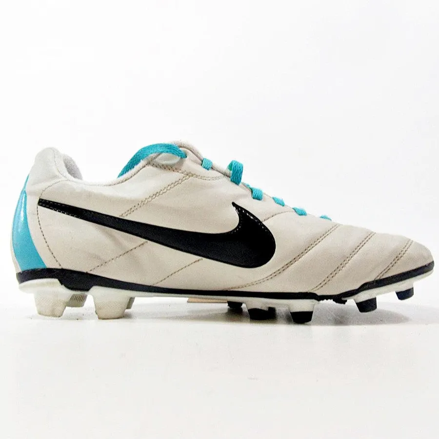 NIKE - Hypervenom